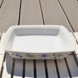 *NIB* Vintage "Oneida" 9"Square Baker "Ava" Floral
